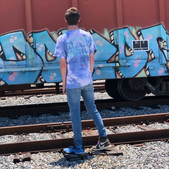 Meet your Posher, Hunter - Picture 1 of 8